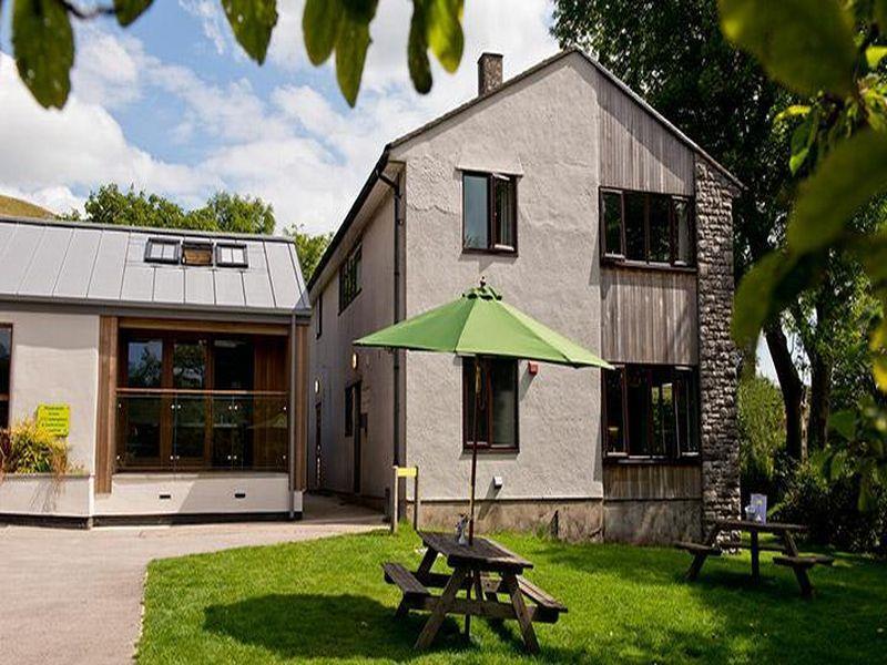 Yha Hostel Malham